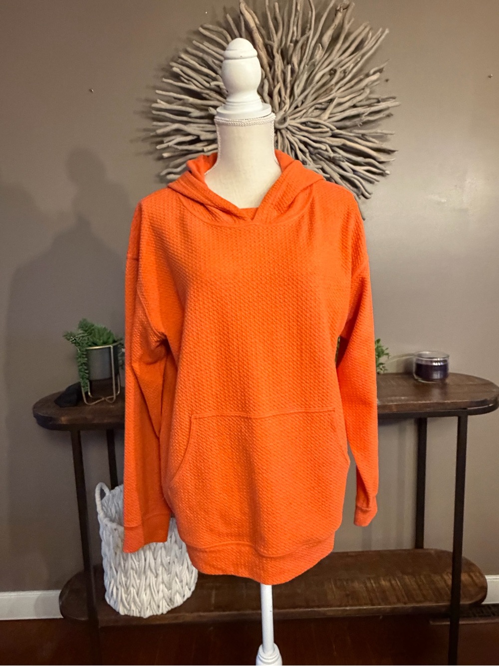 Lululemon sweatshirt in Orange